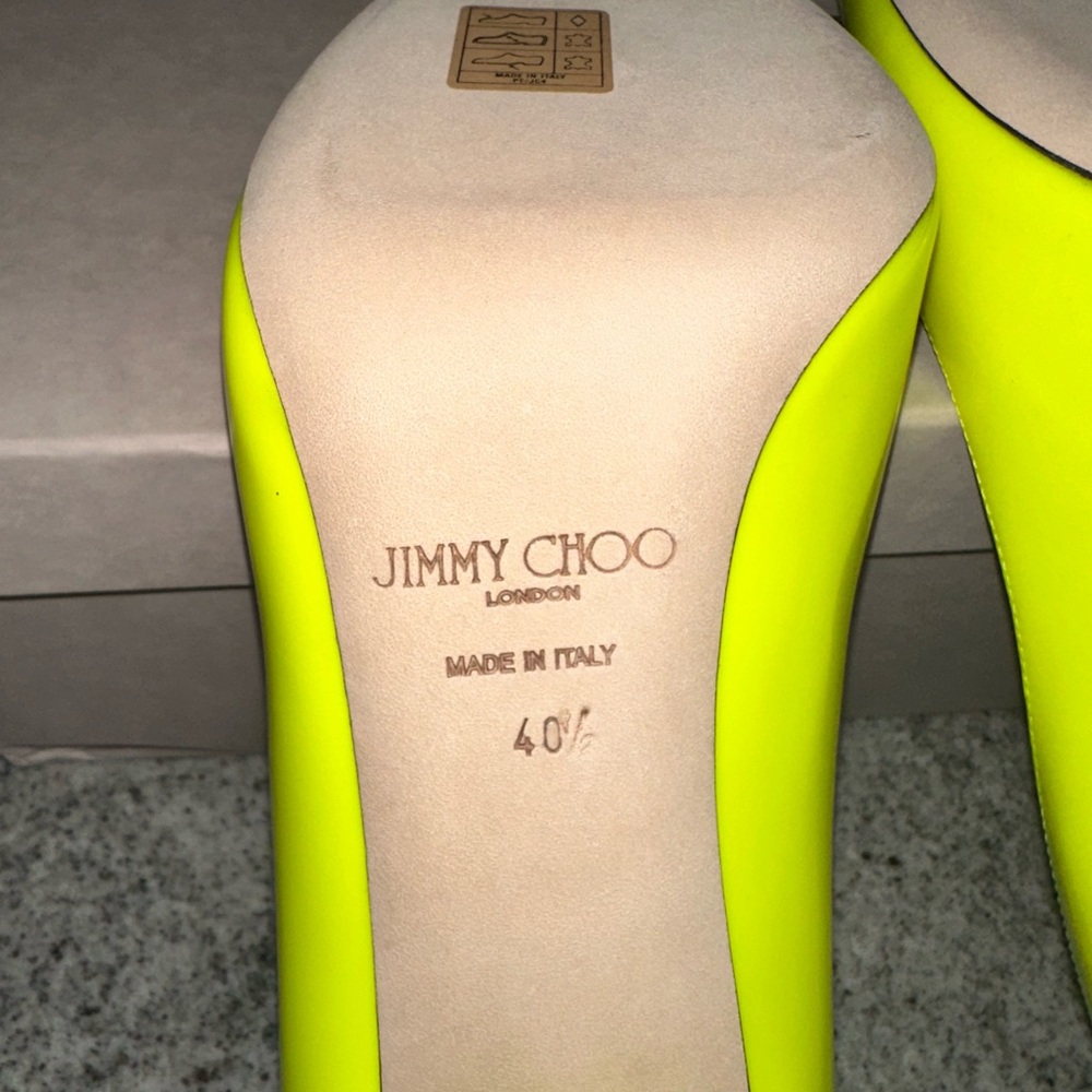 Jimmy Choo Neon Citron Patent Leather Agnes OPAF Pointed Toe Pumps size 40.5 - Picture 5 of 12